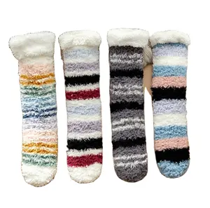 Kış sonbahar kadın polar çorap moda Slouch bayanlar mercan polar kabarık şerit çorap kalın nefes kaymaz çizme ev çorabı