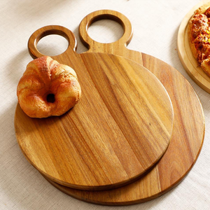 <span class=keywords><strong>Plateau</strong></span> <span class=keywords><strong>de</strong></span> service en bois d'acacia rond en gros, <span class=keywords><strong>plateau</strong></span> à charcuterie avec logo personnalisé, grande poignée pour la décoration <span class=keywords><strong>de</strong></span> la cuisine - Product Image 6