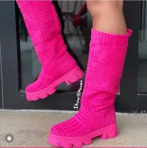 겨울 새로운 무릎 높은 부츠 여성 테리 패브릭 플랫 슬립 수건 레저 거리 착용 핑크 신발 부츠