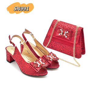 2024 Design italien violet femmes mode africaine strass beau bout ouvert talons épais <span class=keywords><strong>sandales</strong></span> chaussures et sac ensemble fête - Product Image 3