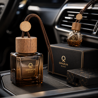 Diffuseur de parfum suspendu pour voiture en verre ambré dégradé de luxe rechargeable avec couvercle en bois naturel – Vente en gros