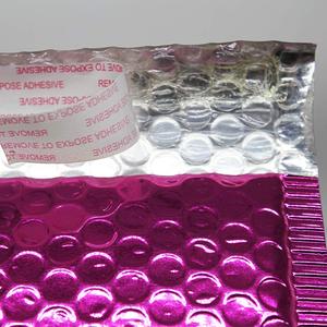 Bolsa Protectora de Burbujas Metálicas Rosadas con Acolchado para Envíos y Embalaje - Product Image 6