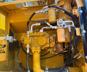 Japan made CAT 330D2 30t crawler excavator used sy245h sr360 sr405hk <b>pile</b> <b>driver</b> hydraulic excavator - Product Image 4