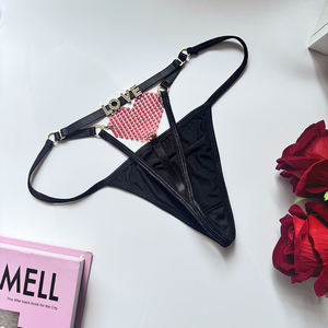 سروال داخلي نسائي على شكل قلب أحمر مرصع بالألماس لعام 2026، مع إمكانية تخصيص الحروف الذهبية، أحدث موديلات السراويل الداخلية المثيرة - Product Image 5