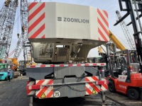 Grue sur pneus/camion Zoomlion QY70V QY50V QY25V d'occasion avec moteur, pompe et flèche télescopique droite, hauteur de levage 20m, modèle 2013