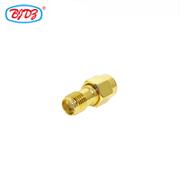 Adaptadores Coaxiales RF de Conector Hembra SMA Chapado en Oro a Conector Macho RP SMA de Polaridad Inversa