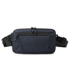 Riñonera impermeable-Minimalista y multifuncional - Product Image 5