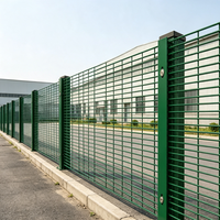 Clearview Anti-Klimbeveiligingshek 358 Mesh Gegalvaniseerd Staal Poedercoating 6ft voor Qatar Hoge-niveau Perimeterbeveiligingsprojecten