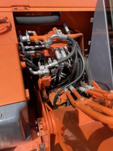 Excavatrices d'occasion 8 tonnes Hitachi ZX80 zx80lck, mini-excavatrice sur chenilles d'origine, godet en stock, pompe hydraulique Shimadzu - Product Image 3