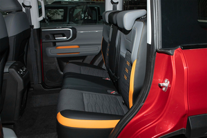 Venta Especial <span class=keywords><strong>2023</strong></span> 2024 Beijing Off Road BJ40 <span class=keywords><strong>City</strong></span> <span class=keywords><strong>Hunter</strong></span> 2.0T 4WD Automático Pioneer SUV con Chasis de Caja para Aventureros Urbanos - Product Image 4