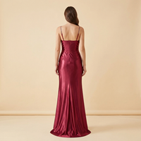 Robe sirène sans manches bordeaux avec fente |   Robe longue à queue de poisson avec fermeture éclair invisible au dos