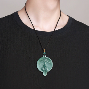 Colgante de Buda sin rostro de jade natural azul esmeralda, pieza de joyería budista de jade de grado hielo para iluminación Zen. - Product Image 1