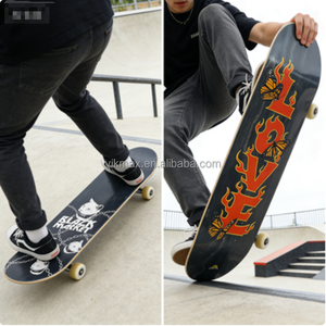 Skateboard complet en érable canadien 7 plis de 8,0 pouces, graphisme personnalisé, double rocker, roulements ABEC-7, vente en gros sur le marché noir - Product Image 2