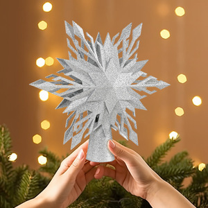 Décor de sapin de Noël avec projecteur LED et étoile creuse 3D à 360° °   Décorations de Noël avec des flocons de neige brillants rotatifs - Product Image 4
