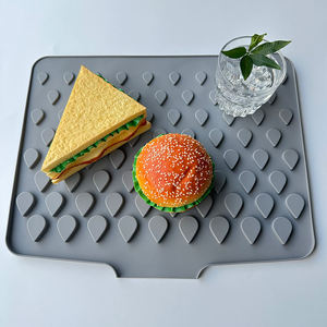 Silicone Heart Pattern Drain <b>Mat</b> Non Slip Waterproof Heat Resistant Kitchen Counter Drainage Pad Tabletop Protection <b>Mat</b> - Product Image 1