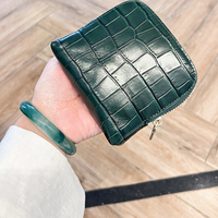 Boîte à bijoux de voyage en cuir gaufré crocodile avec fermeture éclair et pochette accordéon pour bagues et boucles d'oreilles