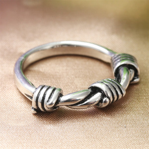 Bague en acier titane pour homme, style rétro punk, design tressé, bijou cadeau 280691 - Product Image 2