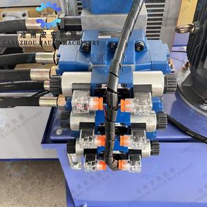 Machine automatique de formage de cerceaux à serrage par selle, contrôlée par PLC, avec pompe moteur et roulement - Product Image 6