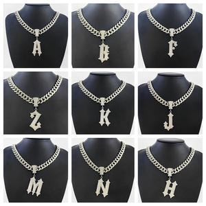 Collana cubana con ciondolo singolo da uomo Temu catena a maglie transfrontaliere in stile Hip-Hop tempestata di diamanti da 26 lettere - Product Image 2