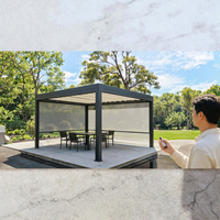 Pergola à toit à lames orientables avec finition thermolaquée pour villa, jardin, gazebo, balcon, terrasse