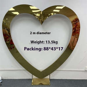 Venta al por mayor directa Diseño de escenario de boda Estante de amor 2M Accesorios creativos de boda Arco de fondo en forma de corazón de hierro forjado - Product Image 4