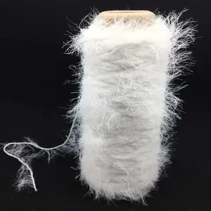 7nm 2Cm Volledig Saai Wit Imiteren Nertshaar 100% Nylon Garen Fancy Garen Voor Het Breien Van Sjaal Of Trui