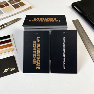 Etichetta Pendente Personalizzata in Carta Nera con Stampa Logo/Nome, MOQ Ridotto, per Abbigliamento e Gioielli - Product Image 2