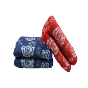 Couverture Jacquard en Gros Vente Directe Usine Haute Qualité Couverture Tricotée Personnalisée Couleur Personnalisée <span class=keywords><strong>YBA</strong></span> - Product Image 4