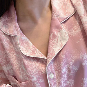 2024 in raso di seta nuovo design pigiama stile ragazze camicie <span class=keywords><strong>da</strong></span> <span class=keywords><strong>notte</strong></span> set pigiama mujer morbido a maniche lunghe con fibbia <span class=keywords><strong>da</strong></span> donna - Product Image 4