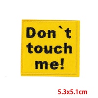 Patchs brodés jaunes personnalisés pour vêtements, avec slogan d'avertissement de dessin animé, fil à broder DIY, best-seller de Chenying