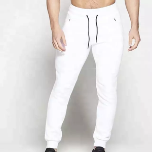 Joggers de sport vert olive pour hommes, vêtements d'entraînement pour sports d'hiver avec fonction anti-rides pour l'entraînement sportif au Pakistan - Product Image 5