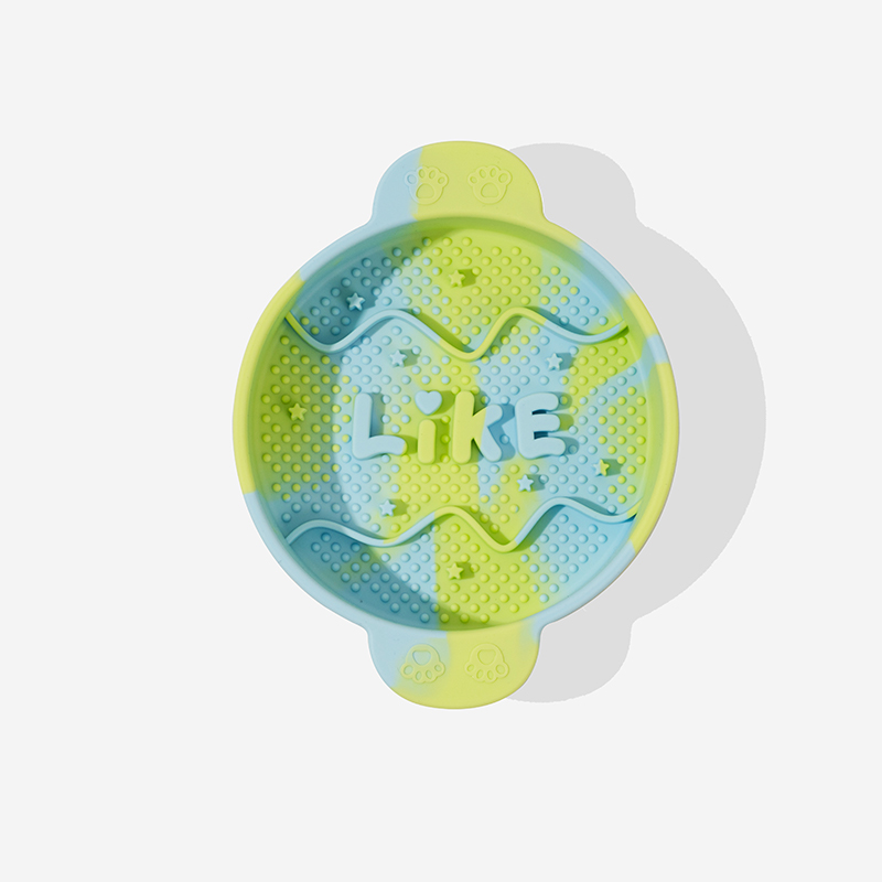 สีเขียวอ่อน