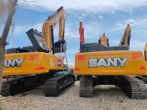 Petit équipement mécanique utilisé pelle sur chenilles SANY SY215C 2018 modèle 13 tonnes moteur et moteur qualité assurée - Product Image 3