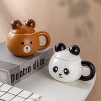 Vente en gros d'usine, tasse en céramique 3D en forme d'ours panda de 420 ml avec couvercle en céramique, tasse à café mignonne en forme d'animal pour cadeau