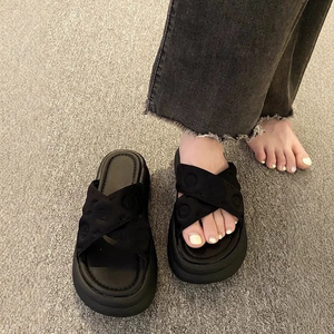 Nouvelles pantoufles de luxe pour femmes 2026, best-sellers, sandales de créateur de haute qualité pour femmes et sandales de créateur pour hommes - Product Image 4