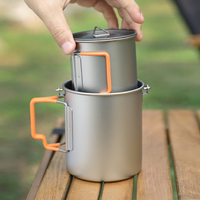 Mug isotherme à paroi simple pour l'extérieur, mug de camping en titane avec couvercle, tasse de randonnée 750 ml avec poignées en silicone anti-brûlure
