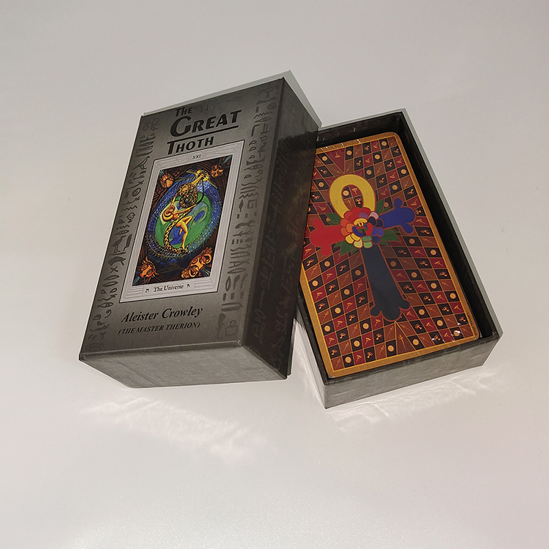 สีเทาเข้ม