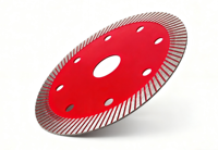 Meule ultra-mince rouge de 105mm de haute qualité, avec une dureté élevée, adaptée aux meuleuses d'angle et aux machines à marbre.