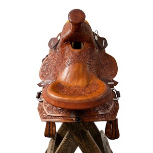 Juego de silla de montar y manta para caballo BS International English Race con estructura de madera, cuero y herrajes de acero inoxidable SUS304 - Sostenible - Product Image 2