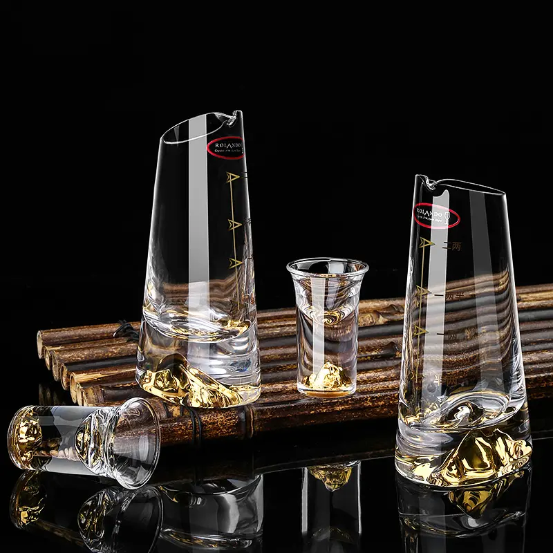 Medium creativos para Mujer y Hombre de borosilicato Vasos de chupito Vidrio Macabolo Cerveza Forma del Cuerpo Whisky de Cristal a para Vodka 