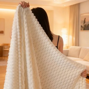 Manta con Diseño de Ramo de Rosas, Pequeña, 100x150, Poliéster, Patrón Floral, Manta Ponderada para Uso Doméstico - Product Image 2