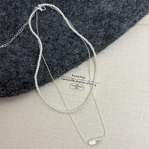 Collier en argent brossé en forme de cœur, un accessoire de chaîne de clavicule à <span class=keywords><strong>double</strong></span> couche de luxe haut de gamme, de niche et léger pour <span class=keywords><strong>femme</strong></span> - Product Image 4