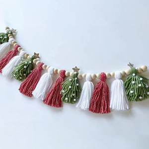 Fournitures de fête de noël vert <span class=keywords><strong>rouge</strong></span> Boho fil gland <span class=keywords><strong>guirlande</strong></span> fête d'<span class=keywords><strong>anniversaire</strong></span> décor bois perle gland <span class=keywords><strong>guirlande</strong></span> - Product Image 3