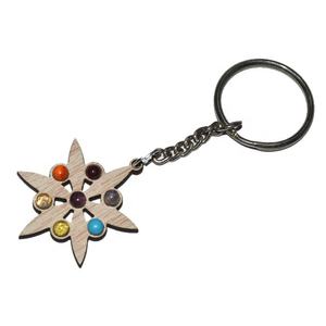 LLavero de madera de siete chakras en forma de estrella, llavero de madera de lujo - Product Image 1