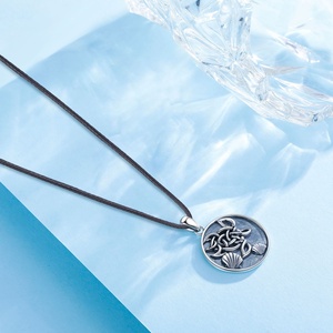 Isunni joyería S925 <span class=keywords><strong>de</strong></span> plata esterlina Vintage oxidado relieve <span class=keywords><strong>Mar</strong></span> Céltico diseño <span class=keywords><strong>de</strong></span> tortuga damas COLLAR COLGANTE - Product Image 4