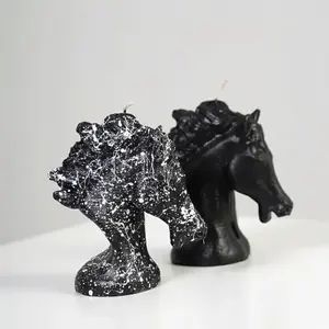 Ensemble de deux bougies en forme de cheval MUMHANE, faites à la main, pour la maison, le bar, les fêtes, bougies en cire parfumée, motifs de fleurs coniques, Halloween, Noël - Product Image 3