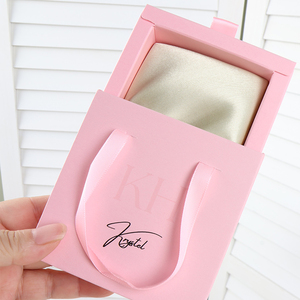 Boîte à bijoux en carton papier de luxe avec logo personnalisé, emballage avec poignée, couleur personnalisée, doublure en velours, fermeture magnétique, marque MOJIU - Product Image 3