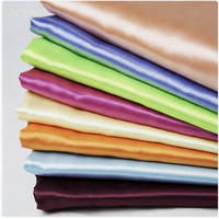 Tissu satiné OEM, lisse et léger, 100% polyester, respirant et antistatique, doublure en satin pour sacs