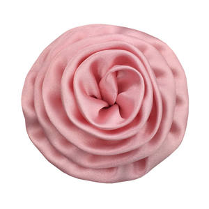 Flor de satén elegante de 7 cm, corsage de <span class=keywords><strong>trompeta</strong></span>, accesorio para ropa y tocados, flor enrollada hecha a mano para zapatos de bebé - Product Image 2