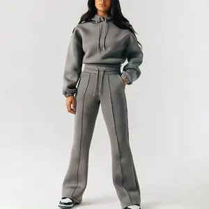 Customized Womens Fleece 2 Piece Outfits Sweatsuit Crop Hooded Pullover Sweatshirt Top Straight Jogger Sweatpants Tracksuits Set